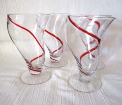 Handblown Red Swirl Glass Beer/Water Glasses/Tumblers, Set of 4, Vintage