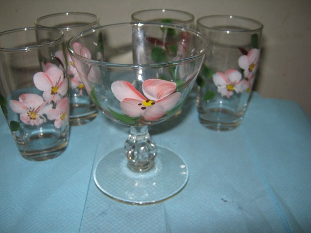 Vintage Set of 4 Franciscan Desert Rose 4″ Juice Glasses Plus One Low Sherbet