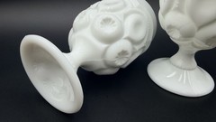 Vintage Set Of 2 LE Smith Moon And Stars Milk Glass Goblets 6″