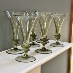 Vintage Art Deco Set of 6 Artist Signed Green Trumpet Wine Glasses Rare 6” Tall
