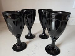 Vintage Nortake Sweet Swirl Black Glass Wine Glass Goblets Set Of 4 Mint EUC