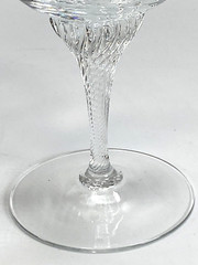 Pretty Twisted Stem Champagne Glasses 5 1/4″ Set of Four