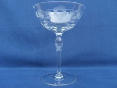 Vintage Champagne Martini Wine Glass w/ Etched Dot Flower Design EUC