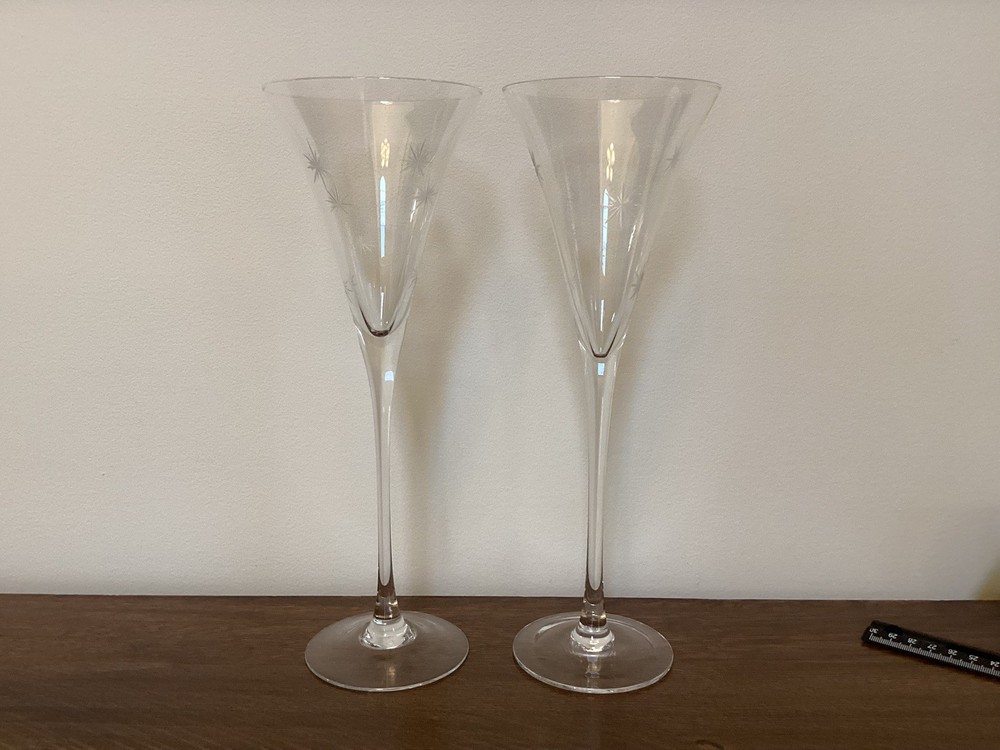 2 Marquis by Waterford Crystal 11″ Celebration Starburst Champagne Flute Glasses