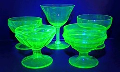 Vintage Misc 5 Green Depression Uranium Glass Stem Ware Glasses *Minor Fleabites