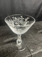 2 Stunning Vintage MCM Fostoria Chintz? Clear Stemmed Wine Glasses Floral Chip