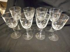 Vintage Set of 8 Wine Water Goblets Cut Leaf Design 7″ High