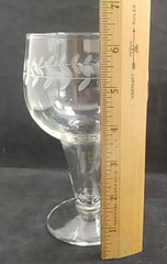 Hand Blown Etched Daisy Flower Goblet Sundae Balloon Glass Vintage 6 1/4″