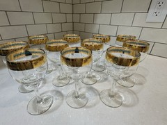 Set of 11 Vintage Wine Glasses Antique Gold & Turquoise Rimmed Barware – Crystal