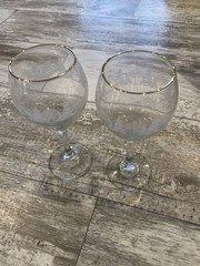 Libbey Arbys Christmas White Frosted Pine Tree Wine Glasses Gold Rim Set of 2