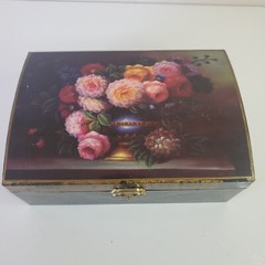 Short Etched Champagne Flutes Button Base in VTG Hinged Plastic Decoupage Box