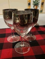 VTG Set/3 MCM Silver Smoke Fade Ombre 5.25″H Cordial/Sherry Glass Set Pre-owned