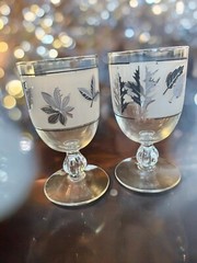 Set Of 2 VTG Libbey Frosted Silver Leaves Water Wine Goblets Glasses