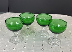 4 Anchor Hocking Glass Forest Green Boopie Bubble Foot Liquor 2 3/4” x 4″ Xmas