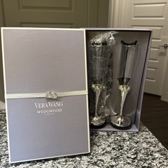 Verá Wang Wedgwood infinity Toasting Flute Verre 2 Wedding