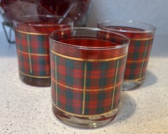 Set Of 3 Crowning Touch Scottish Plaid Old Fashioned Whiskey/cocktail Glasses
