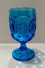 VTG L E Smith «Moon and Stars» blue glass goblet is approx. 6” tall