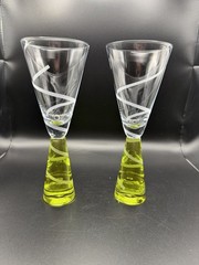 Etched Art Glass Wine Cocktail Glasses Thick Stem Lime Green Swirl Set Of 2