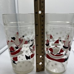 Vtg DANCING SANTA GLASS TUMBLERS