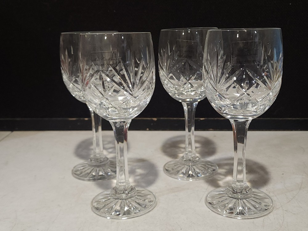SET OF 4- NWT Noble Excellence Duke Wine Glasses 24% Lead Crystal Handcut