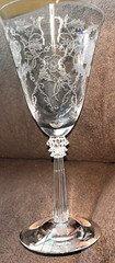 2 Vintage Floral Etched 9-Ounce Crystal 7 1/4″ Tall Water Goblet