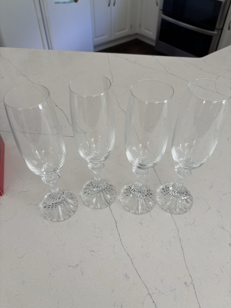 Set 4 Mikasa Germany THE RITZ Crystal Champagne Flutes Ribbed Stem/Foot 8 1/2″