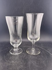 Pair Of Parfait Glasses Variying Heigts Glastonbury?