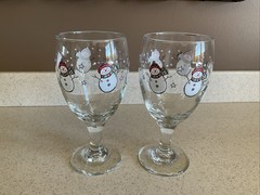 VINTAGE Snowman Glass Wine Goblet Lot of 2 7″ Libbey Winter Christmas