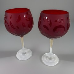 2 Coldwater Creek Red Etched Copa Balloon Wine Glasses Scroll & Leaf