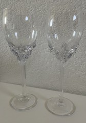 2 Art Wine Glass Ion Tamaian Romania Signed Hand Blown 10-3/8″