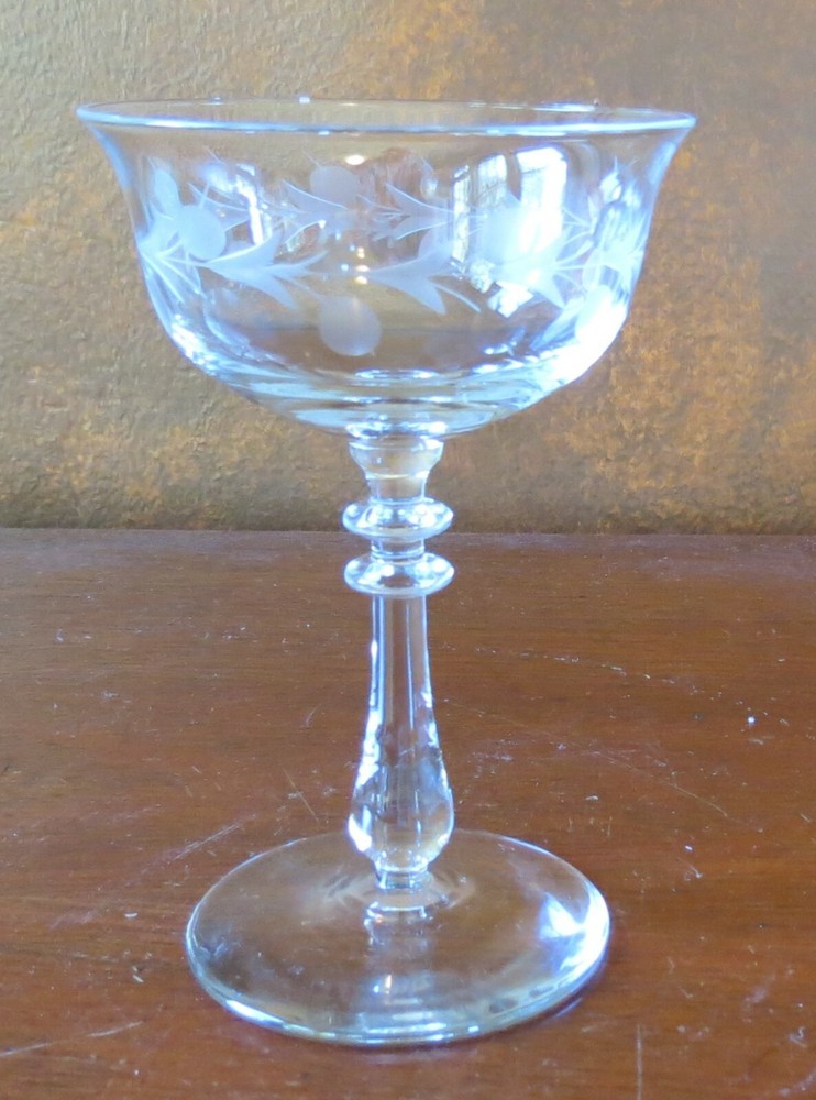 Glastonbury Lotus 78 Gray Cut Crystal Holly Berry Champagne Sherbet(s)
