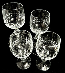 Belfast Bohemia Crystal Wine Glasses Four (4) 5.75″ Cross Cut Faceted Ball Stem