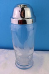 Cocktail Shaker Etched Flying Mallard Birds Water Reeds Chrome Lid 10 3/8 » Tall
