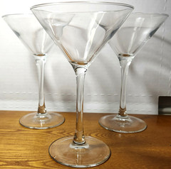 Set 3 Clear Martini Glasses 6.75” tall 4.5” wide at mouth 3″ base (new w/o box