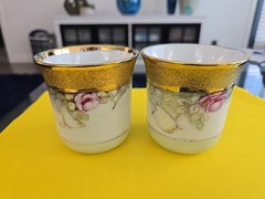 2 Vintage SIGNED HANDPAINTED FLORAL ROSES HEAVY GOLD Trim Tumbler Drink Glass