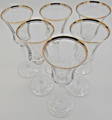 Vtg Mikasa Crystal Jamestown Clear Gold Trim 6 Wine Glasses 8 3/4″H Bright/Clear