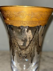 MEDICI FOOTED CHAMPAGNE FLUTE GLASS 24K GOLD NEIMAN MARCUS HORCHOW, 8 OZ 7.75″