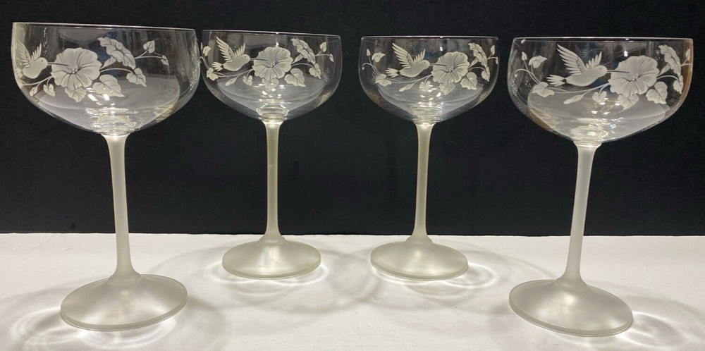 Vtg. Set of 4 Frosted & Etched «HUMMIMGBIRD» Champagne Glasses from the 80s AVON