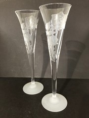 Pair Ingrid Champagne Flutes Toasting Glasses Etched Roses 11 1/2” Mid Century