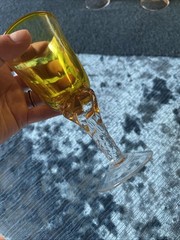 VTG Set Of 6 Golden Amber Twisted Stem Clear Bottom Cordial/Liqueur/Glasses