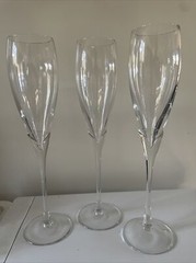 Set Of 3 AMARYLLIS BY COLONY CLEAR FLUTED CHAMPAGNE 9 7/8″