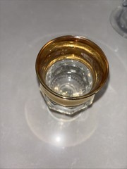 Indiana Glass Kings Crown Gold Rimmed Flashing Thumbprint Goblet 5 3/4″ J1