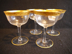 VTG 1940’s Set of 4 Glass Goblets w Gold Edging, 4.75″ x 3.75″