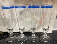 Retro Style Glasses 2 Blue Bands & Footed Base 8″ Tall Pilsner Barware Set of 4