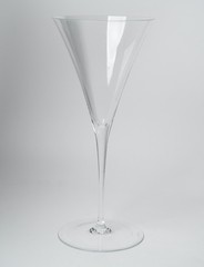 Vera Wang Wedgwood Stiletto 8.75″ Wine Glasses Set of 2 Modern Stemware Barware