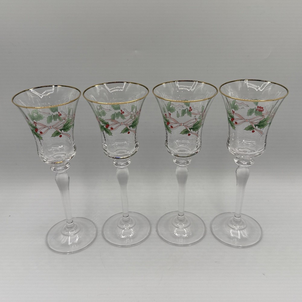 Mikasa Ribbon Holly Wine Glasses – Set Of 4 – 8.75″ Tall