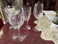 4 Waterford Glasses Lismore Traditions Nouveau ?