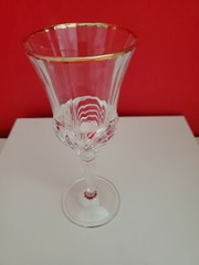 RCR Royal Crystal Rock Aurea Wine Glass Gold rim 5 oz. F/S