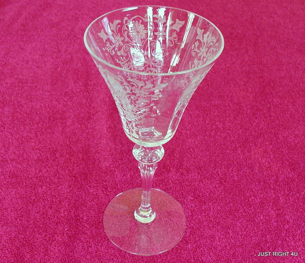 Seneca (8833-6) 8 1/8″ WATER GOBLET(s) EUC (7 left)