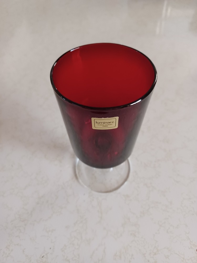 Arcoroc Luminarc France Ruby Red 5.75″ Glass/Goblets 10 OZ EUC